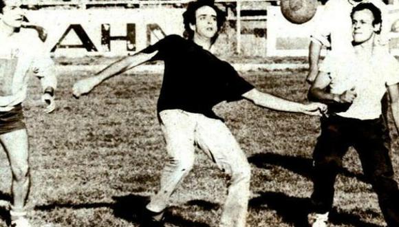 Cuando Gustavo Cerati prefirió jugar fútbol antes que cantar