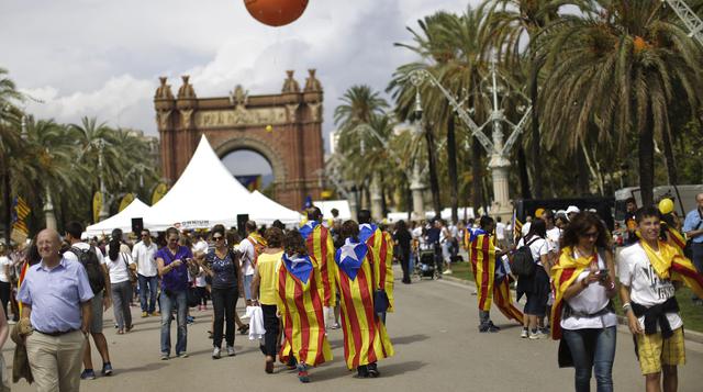 Cataluña: Miles de independentistas piden su divorcio de España - 7