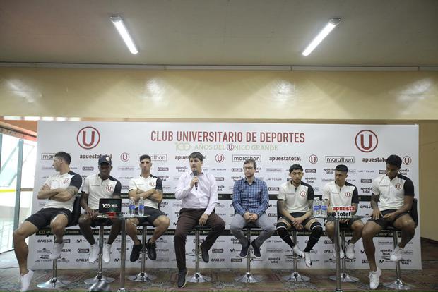Jairo Concha fue presentado este viernes junto a los otros refuerzos de Universitario de Deportes. (Foto: Joel Alonzo/ @photo.gec)