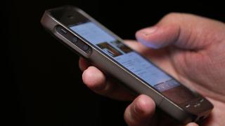 Empresas de telefonía móvil bajan tarifas y migran al 4G