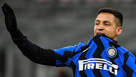 Sánchez fue nuevamente titular con Inter y no aprovechó su oportunidad. (Foto: AFP)