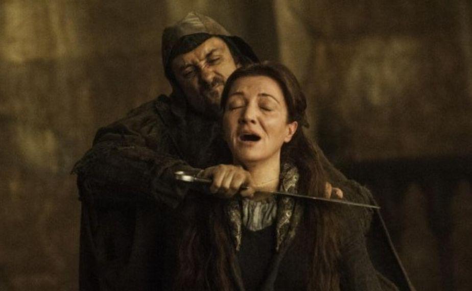 Después de la muerte de Catelyn, su cuerpo fue arrojado al río. (Foto: HBO)