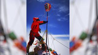 Científicos chinos llegan a la cima del Everest para medirlo | FOTOS