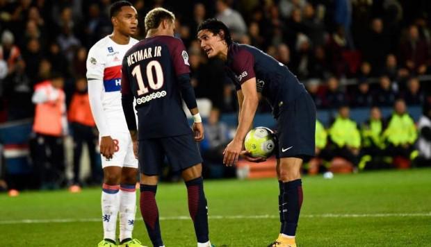 La discusión entre Neymar y Cavani dio la vuelta al mundo. (Foto: AFP)