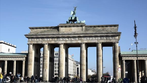Así ocurrió: En 1989 se abre la Puerta de Brandeburgo alemán