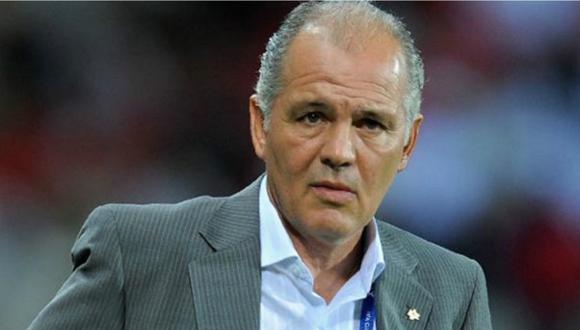 Julián Téllez, propuso al director técnico argentino para dirigir a la selección Colombia, olvidándose de que el entrenador falleció en el 2020.