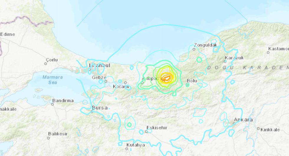 5.9 magnitude earthquake sparks panic in northwestern Turkey