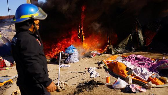 Desalojan el campamento en Ciudad Juárez donde migrantes venezolanos llevaban esperando cruzar a Estados Unidos. (Reuters).