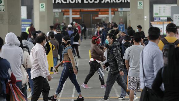 Personas fueron dadas de alta tras superar el COVID-19. (Foto: Anthony Niño de Guzman/ GEC)