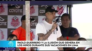 Paolo Guerrero emocionó a niños en la inauguración de la Escuela Formativa del ‘Coyote’ Rivera