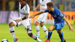 Jefferson Farfán anotó en triunfo del Schalke en la Copa Alemana

