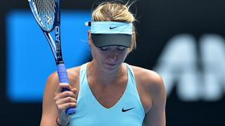 Aplausos y pifias en retorno triunfal de Sharapova al tenis