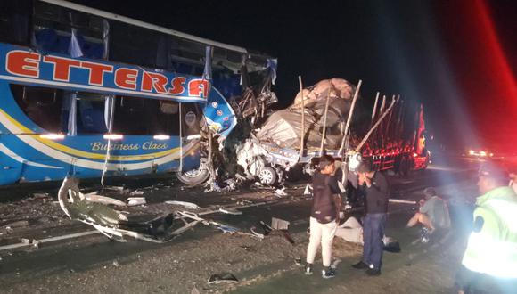 Fue protagonizado por un bus de la empresa Erick El Rojo, un trailer y un automovil. (Foto: PNP)