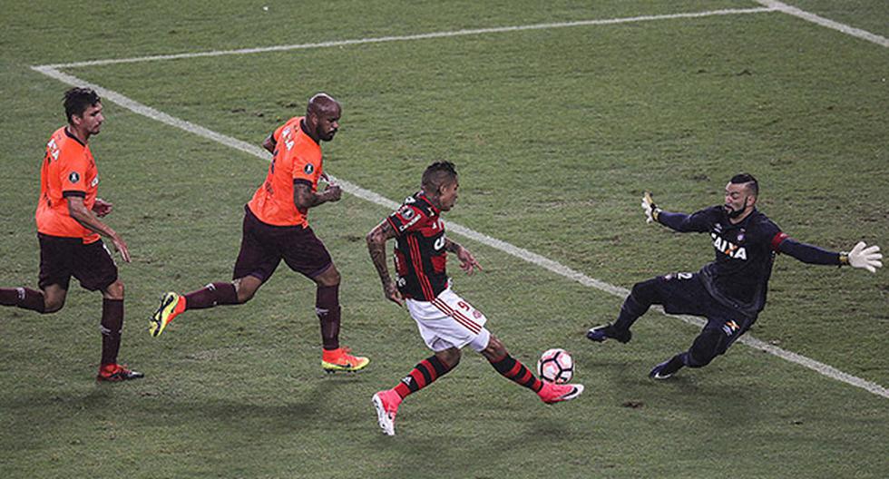 No te pierdas el relato de la prensa brasileña del gol de Paolo Guerrero en el partido Flamengo vs Atlético Paranaense. (Foto: EFE)