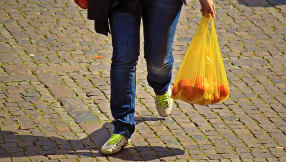 Evita recibir bolsas de plástico si no es necesario. (Foto: Pixabay)