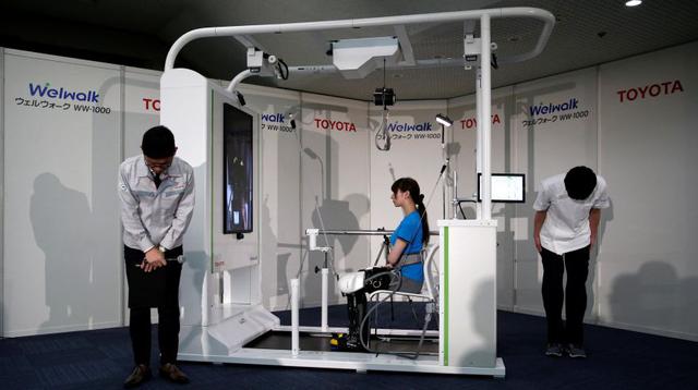 Toyota presenta soporte robótico para personas con parálisis - 7