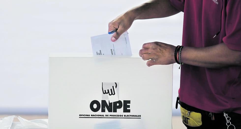 Voto a voto. Partidos políticos buscan nulidad de actas electorales por supuestos votos inválidos. (Foto: GEC)