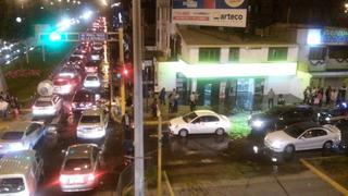 Aniego en Chorrillos dificulta tránsito y perjudica a inmuebles
