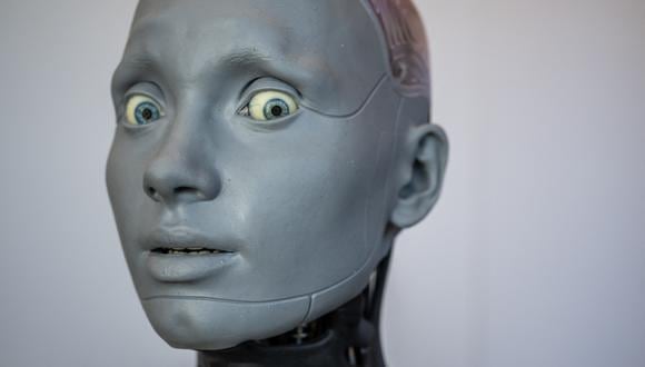 ¿Tienen consciencia los robots? Ameca da señales de que es posible que puedan entender su propia realidad. (Foto: AFP)