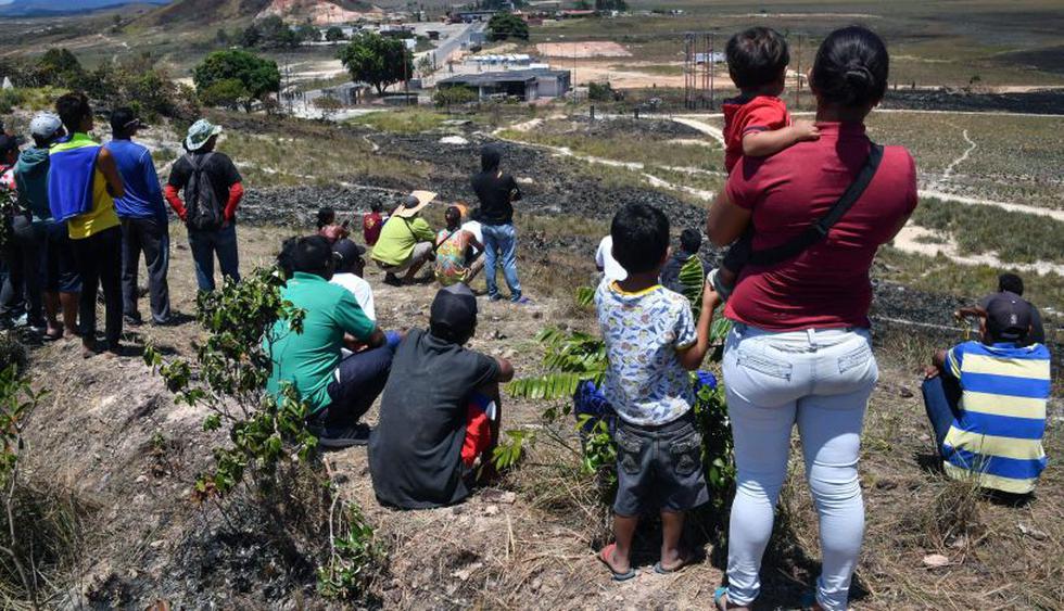 El Arriesgado Cruce En La Frontera Entre Venezuela Y Brasil Fotos Mundo El Comercio Peru