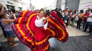 Comparsas de más de 10 países recorrerán calles de Lima