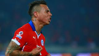 Eduardo Vargas celebra ausencia de Suárez pero destaca a Cavani