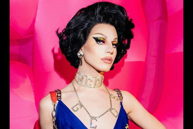 10. Aquaria, la ganadora de la temporada 10 del show, cuenta con más de 1.5 millones de seguidores. Durante su temporada destacó por sus icónicos outfits y actualmente es imagen de la casa de moda italiana, Moschino.