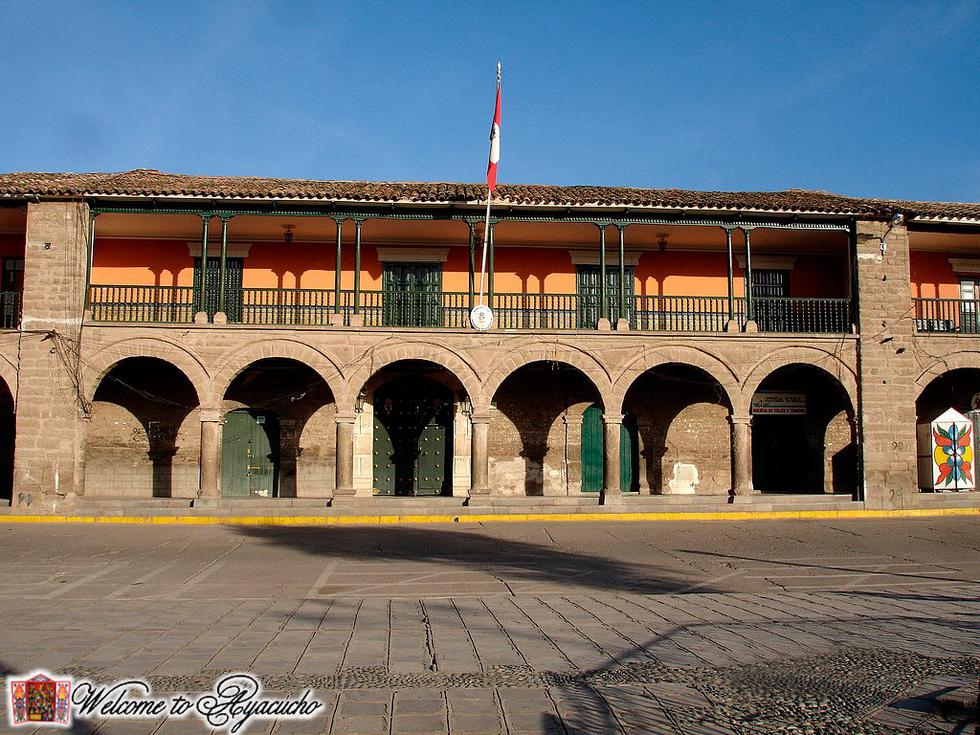 La casona está ubicada en el Portal Constitución #15, en la plaza de Armas de Ayacucho. (Foto: Facebook Welcome to Ayacucho)