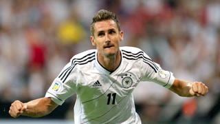 Klose igualó el récord de Müller en victoria de Alemania sobre Austria
