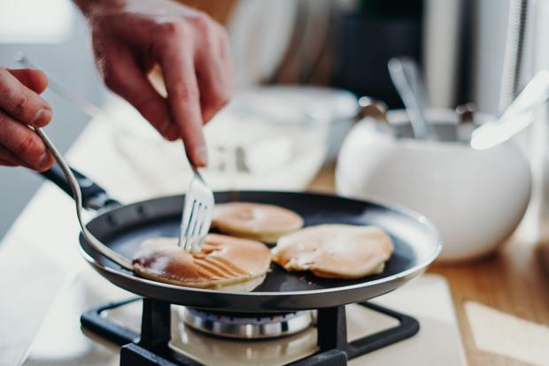 Los errores que se cometen al hacer pancakes y por qué se pegan, Panqueques, Hot cake, Tortita, Recetas, Postres, Recetas de cocina, Trucos de cocina