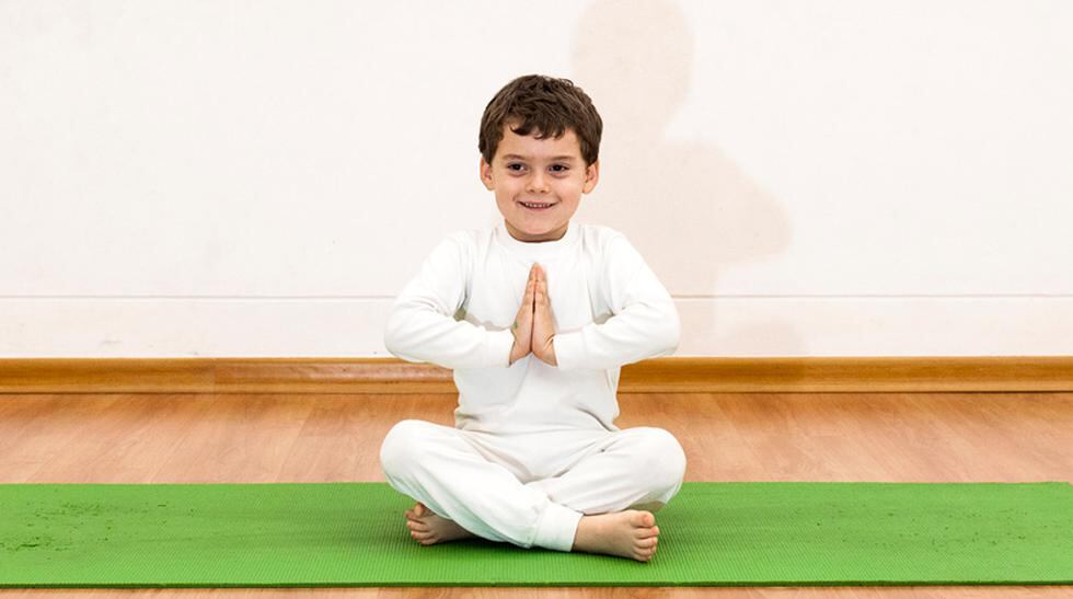 Yoga para niños: Aprende aquí algunas posturas  - 1