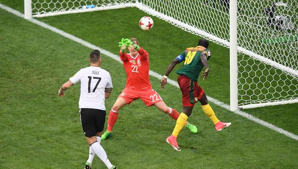 Marc-André Ter Stegen le echó la culpa del gol camerunés al joven zaguero Niklas Süle, quien se encargó de marcar al artillero africano Vincent Aboubakar. (Foto: AFP)