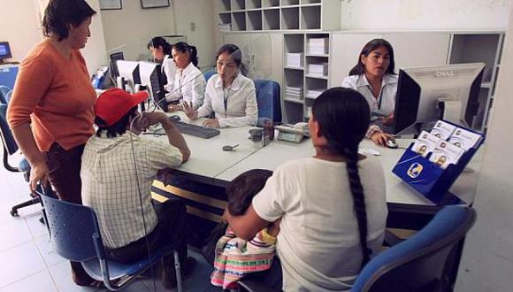 La Asociación de Instituciones de Microfinanzas del Perú (Asomif) tiene observaciones sobre la Ley de control de Fusiones, que acumula 12 proyectos de ley de diversas bancadas. (Foto: Archivo)