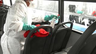 Transporte público en tiempo de coronavirus: un metro de distancia en colas, un solo asiento o esperar otro bus