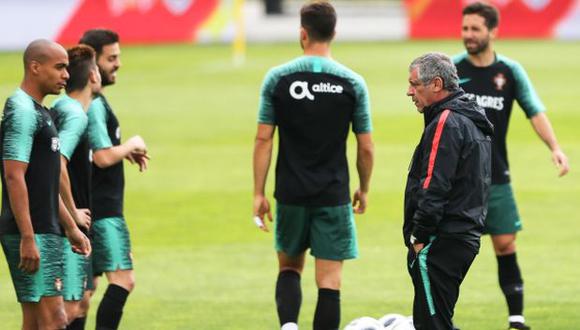 Fernando Santos y la selección de Portugal. (Foto: EFE)