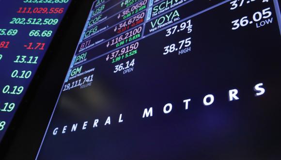 Las amenazas de Donald Trump contra General Motors motivaron la caída de las acciones de la compañía en 2.55%.  (Foto: AP)