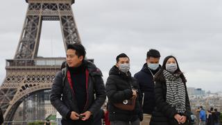Francia cierra todos los lugares públicos “no indispensables” tras confirmar 91 muertos por coronavirus
