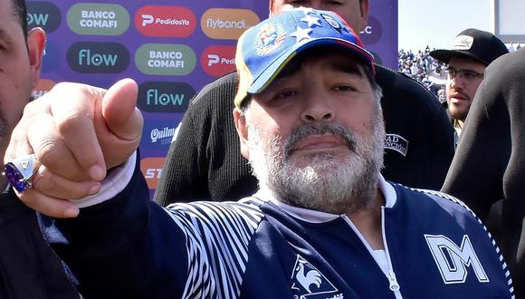 Maradona y su anhelo más grande de cara a su continuidad en Gimnasia y Esgrima La Plata | VIDEO. (Foto: AFP)
