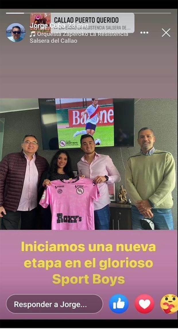 El papá del ‘Gato’, Jorge Cuba’, subió una foto en sus historias de Instagram en el que se observa al lateral derecho posando con la camiseta del Sport Boys.