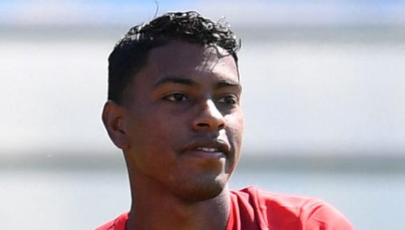 Miguel Araujo tiene 22 partidos con camiseta de la selección peruana. (Foto: AFP)