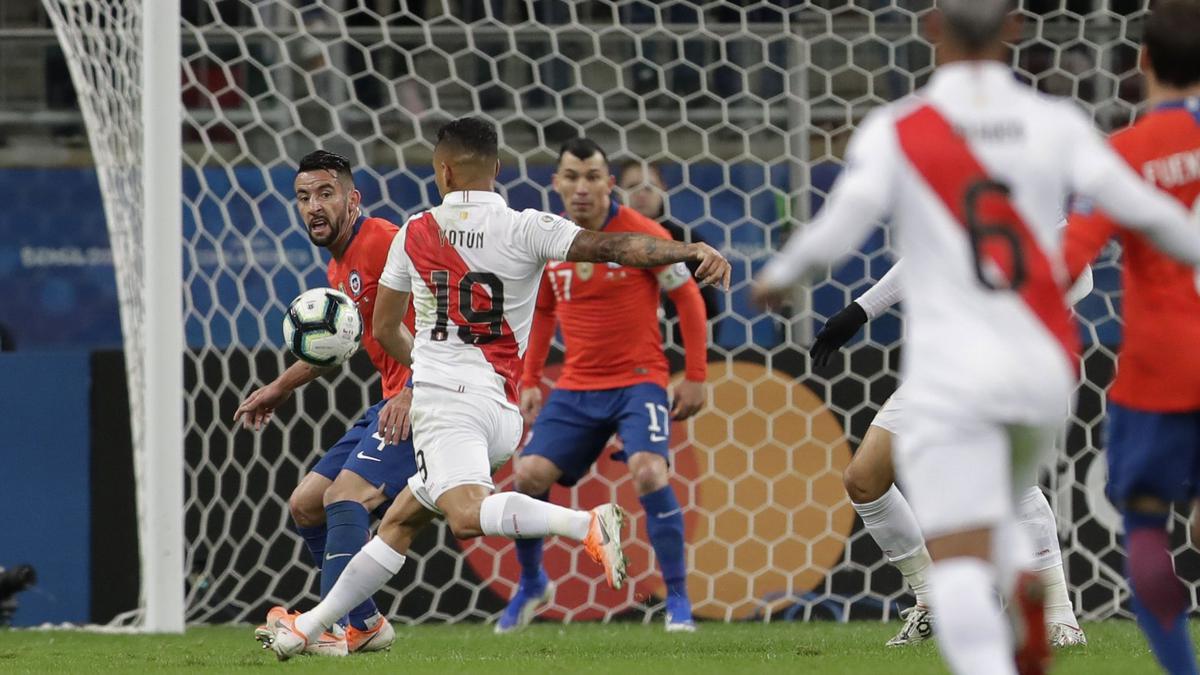 Perú vs. Chile: centro de Carrillo y golazo de Yotún para el 2-0 en Porto  Alegre por la Copa América | VIDEO | DEPORTE-TOTAL | EL COMERCIO PERÚ