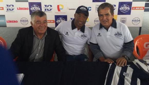 Jorge Luis Pinto: "Sí volvería a dirigir en el Perú"