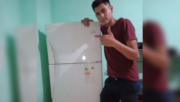 Joven de 18 años celebra que pudo comprarse un refrigerador luego de meses de ahorro y se hace viral. (Foto: @Marianocantero0 / Twitter)