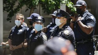 Estados Unidos: policías de Nueva York piden mural de “Las vidas azules importan”
