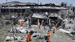 Kabul: Aquí murieron casi 100 personas por una bomba de tonelada y media [VIDEO]