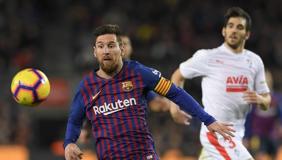 Barcelona derrotó con autoridad al Eibar en el Camp Nou. Luis Suárez anotó un doblete, pero la estrella de la noche fue Leo Messi, quien consiguió su conquista 400 a nivel de Liga. (Foto: EFE)