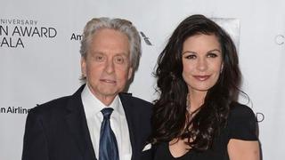 Catherine Zeta-Jones revela secreto de su duradero romance con Michael Douglas