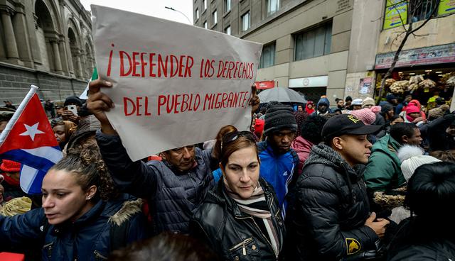 Inmigrantes en Chile piden no cerrar las fronteras. (Foto: AFP)