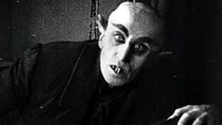 Profanan la tumba del director de "Nosferatu" y roban su cabeza