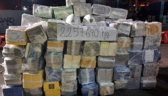 El pasado 9 de agosto, la Dirandro incautó más de dos toneladas de cocaína en el puerto del Callao que habían sido introducidos en un contenedor que llevaba café orgánico para el puerto de Amberes (Bélgica)
